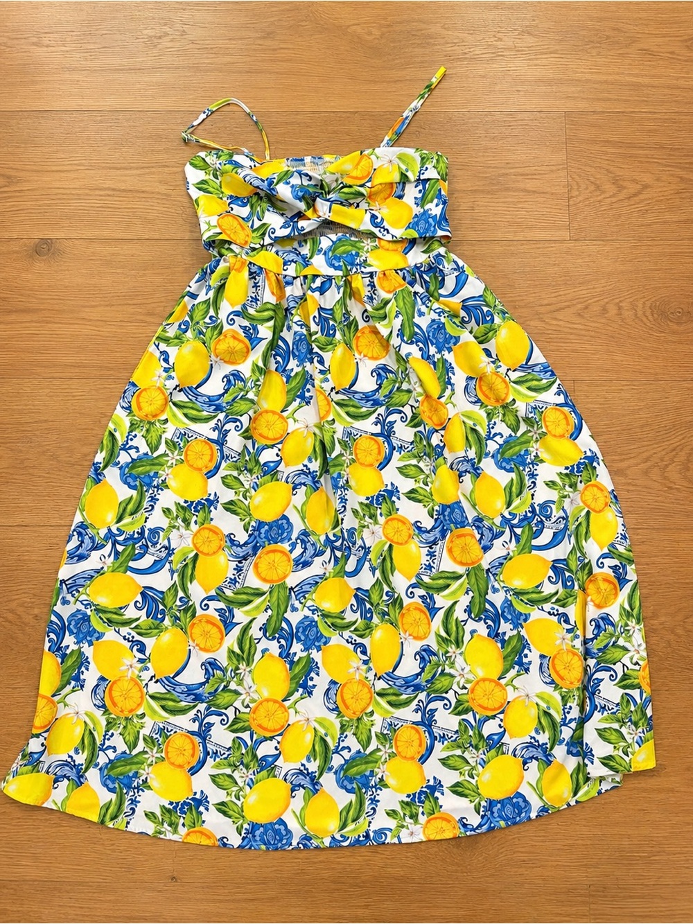 🍋 Women’s Lemon Print Sundress – Bright & Flirty! - Picture 2 of 6